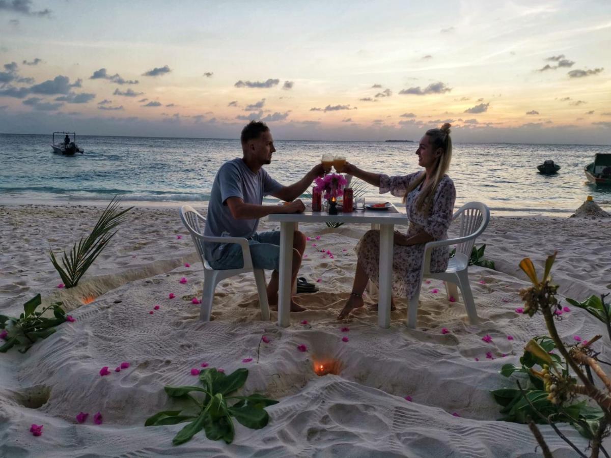 Ukulhas Villa Beach Hotel Extérieur photo
