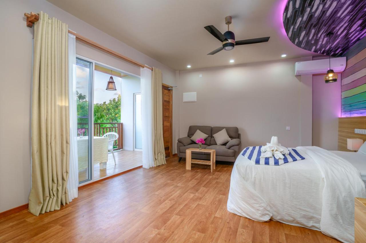 Ukulhas Villa Beach Hotel Extérieur photo