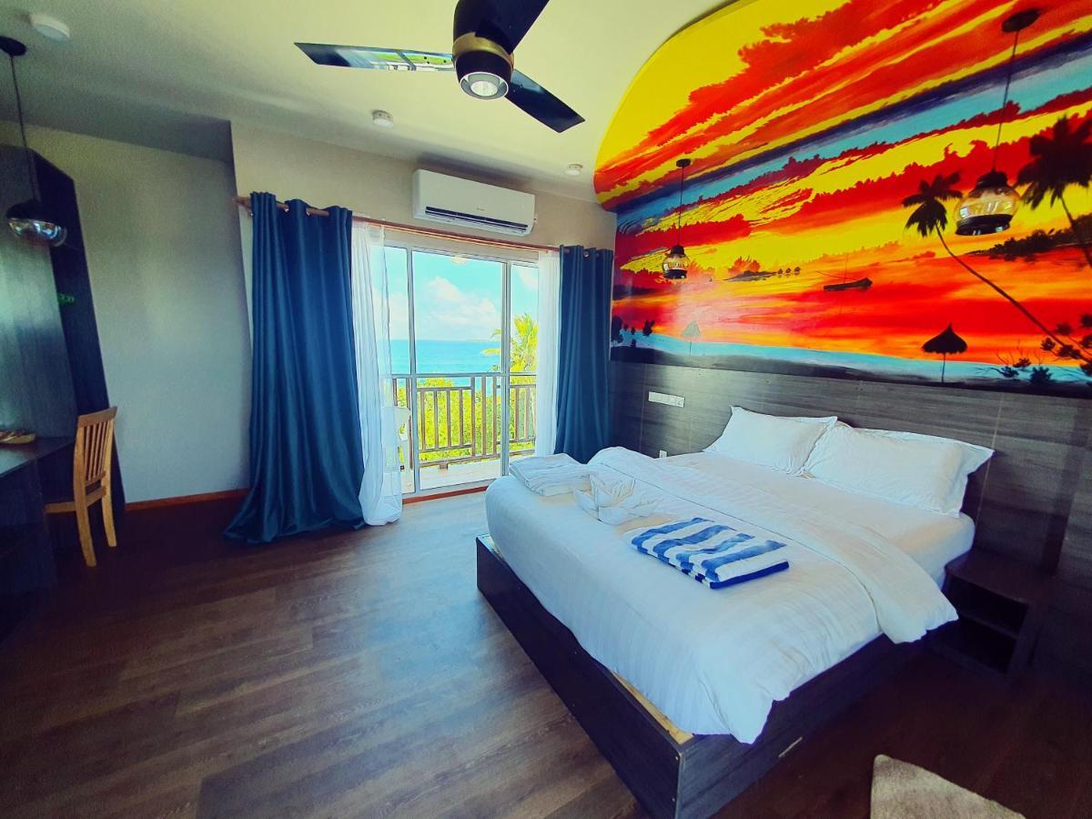 Ukulhas Villa Beach Hotel Extérieur photo