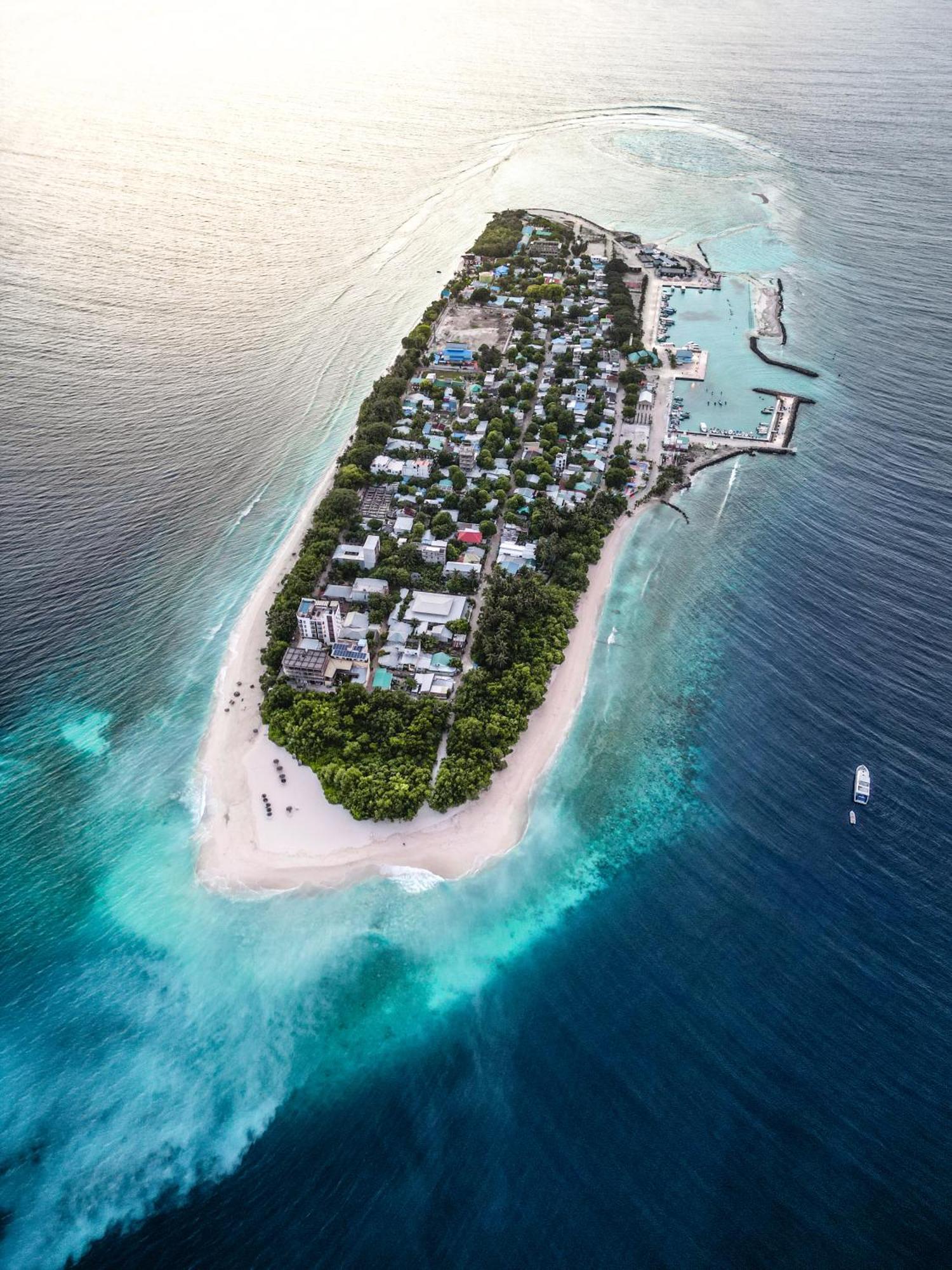 Ukulhas Villa Beach Hotel Extérieur photo